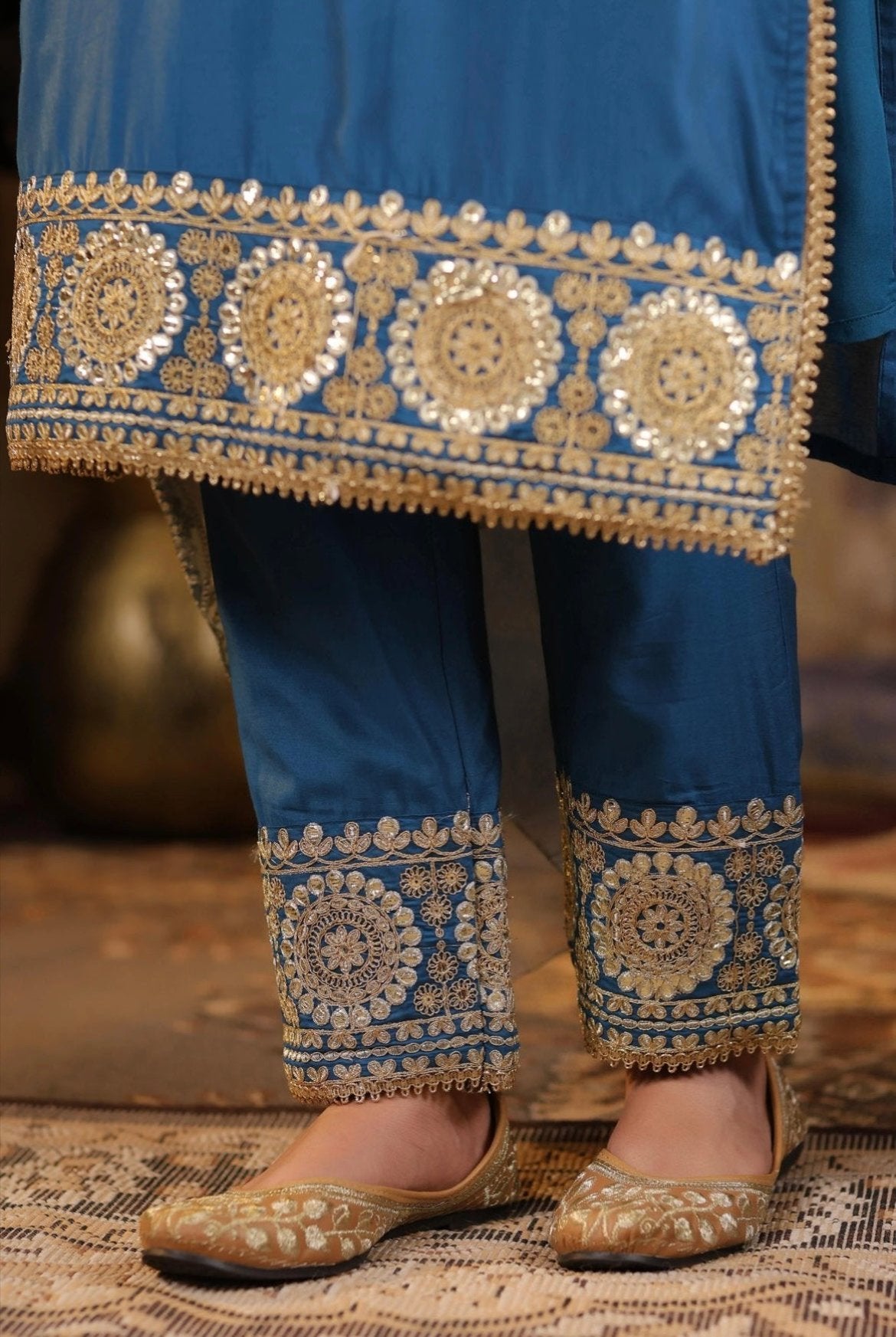 Teal Chanderi Silk Kurta with Pant set embroiders with Dori, zari and sequin. Detail embroidery view.