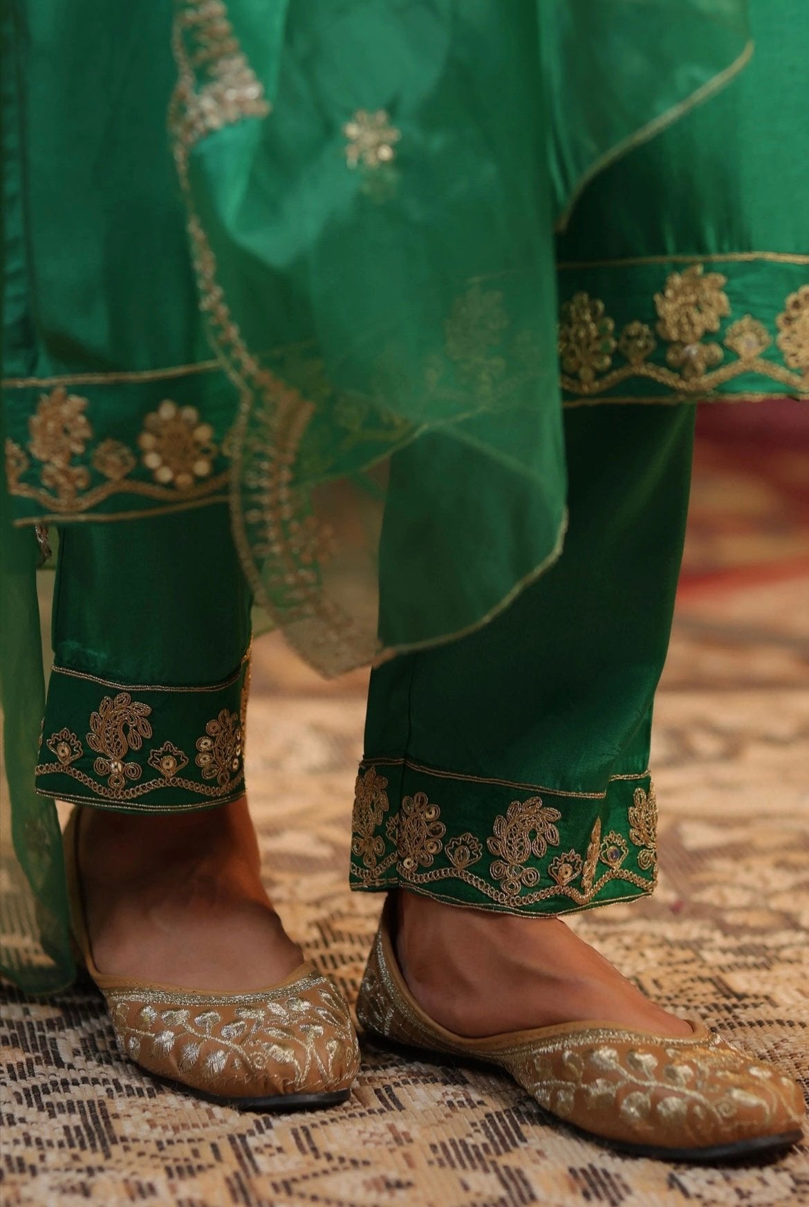 Green Silk Kurta Pants, Zari dori embroidery and thread work. Organza Dupatta. Pant detail view.